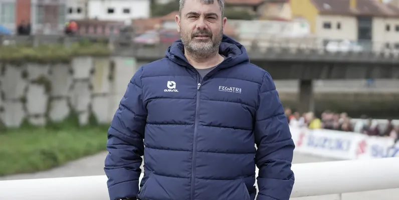 Javier Campos, presidente de la Federación Gallega de Triatlón